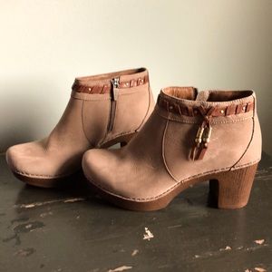 Dansko Dabney  ankle boots